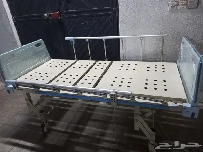 سرير طبي كهربائي نظيف مع فرشه طبيه 2