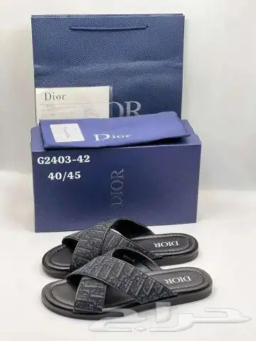 نايك اديداس 21