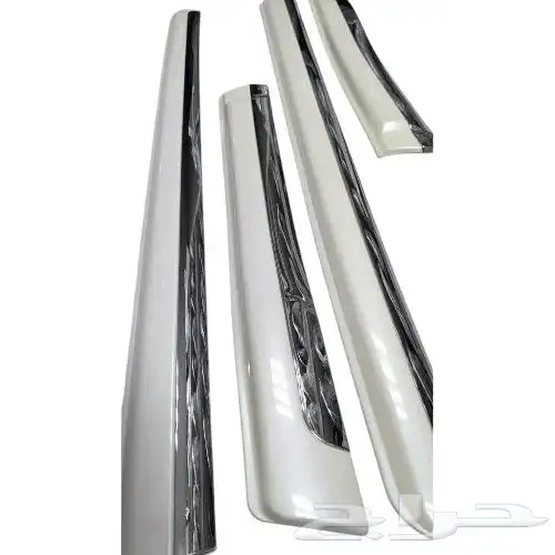 جلد وسط الباب برادو 2010 - 2016 ابيض لولي مع كروم 2