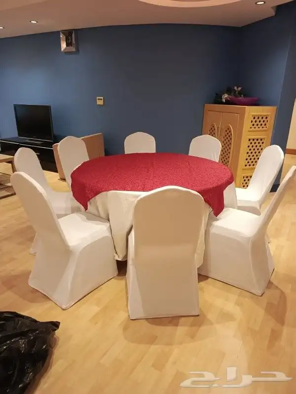 قهوجين وصبابين رجال ونساء كنب وكراسي زل طاولات ومضلات 4