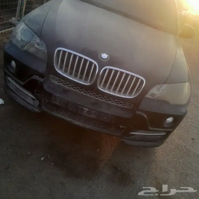 تشليح الحمدانية لي قطع الغيار سياره بي ام x5 موديل 2008 1