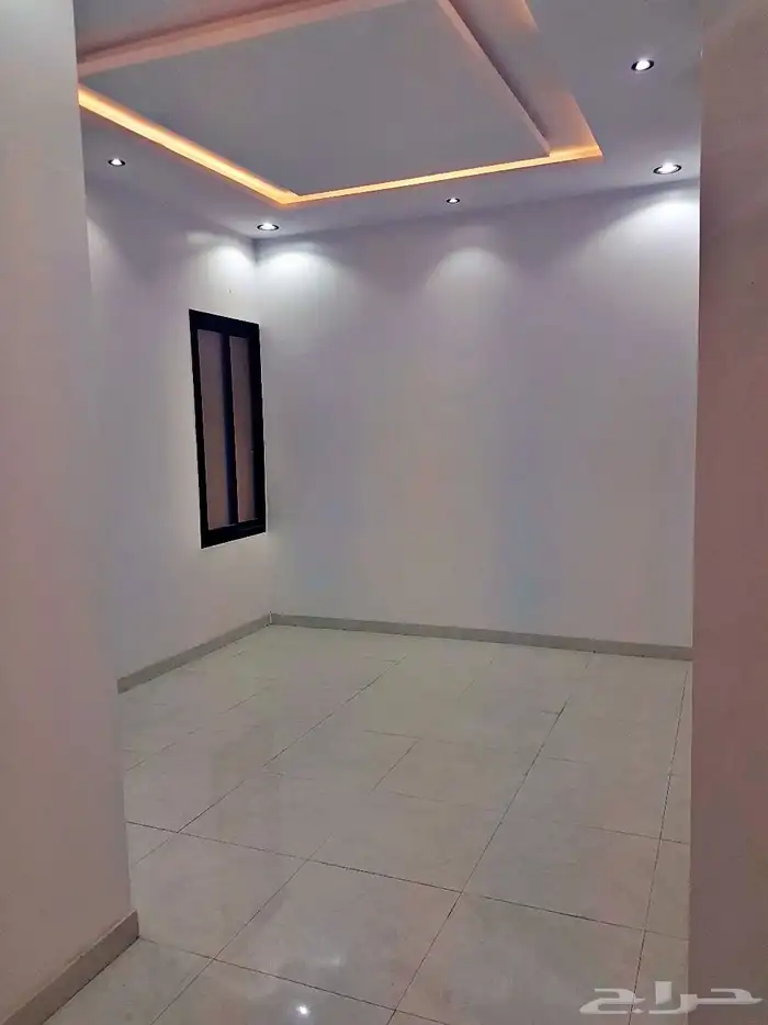 للبيع فلتين دوبلكس في حي الجنادرية 6