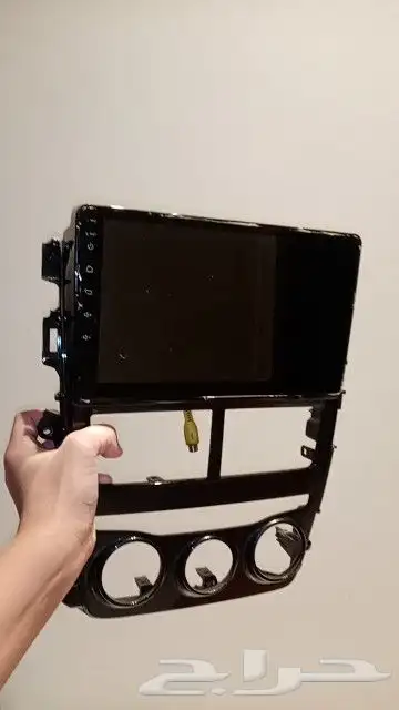 شاشه يارس مع اسلاكها و الديكور حقتها 2