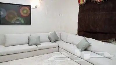 فني تفصيل وتنجيد جميع انواع الكنب والستائر ويفي وامريكي ورول 48