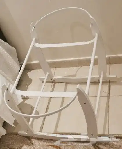 سرير استقبال للطفل 2