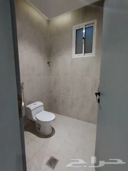 للبيع فيلا دوبلكس مساحة أرض كبيره حي الإسكان 34