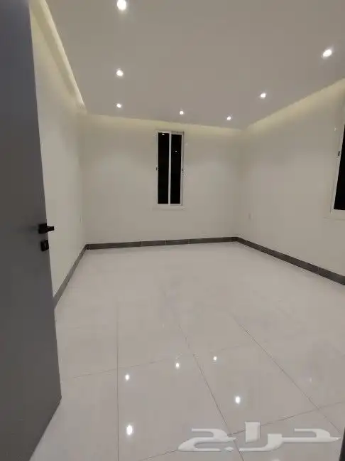 للبيع فيلا دوبلكس مساحة أرض كبيره حي الإسكان 21