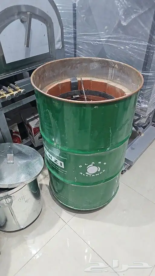 يوجد لدينا احواض الشجر الفخاريه ويوجد لدينا براميل المندي 0