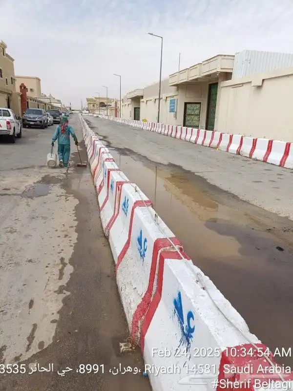 يوجد لدينا صبات نيوجرسي مستعمل 1 متر 1