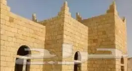 حجر منحوت تراثي قديم وترميم المنازل القديمه وطين 0
