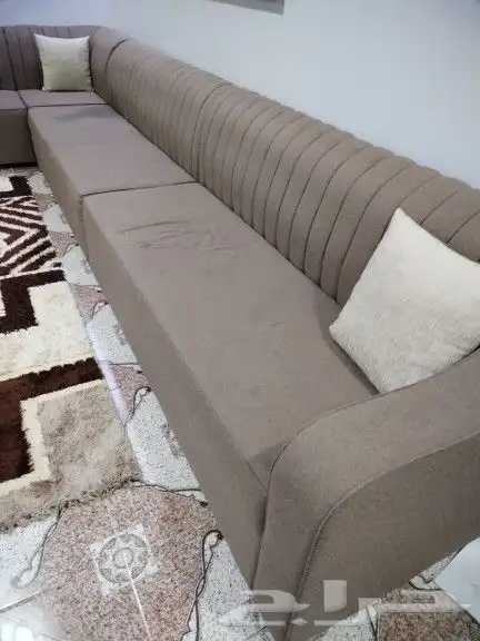 كنب كراسي مع سجاد وستاره ب1700 استخدام بسيط 1