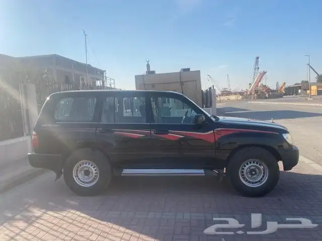 لاندكروزر موديل 99 2