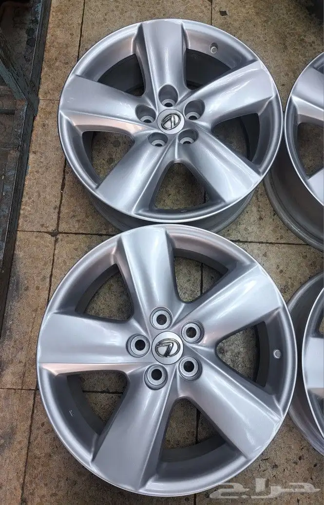 جنوط لكزس Ls460مقاس19موديل 2009اصليه وكاله 4