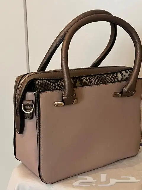 شنطة جديدة ماركة مول 2