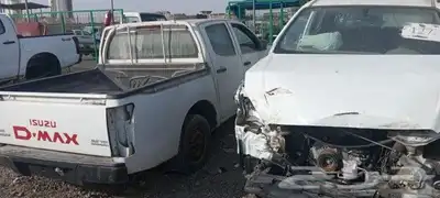 قطع غيار ايسوزو من 2006 لين 2023 تشليح الحمدانية جده 0