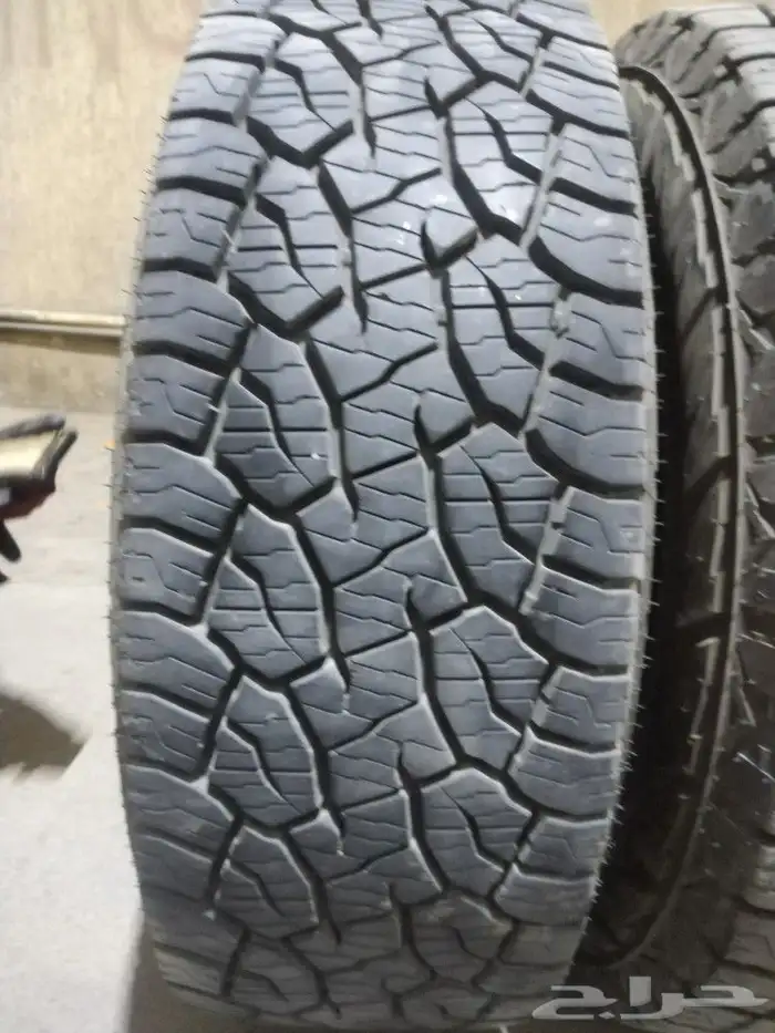 اربع كفرات كومهو ربع حجري 275 70 18 1