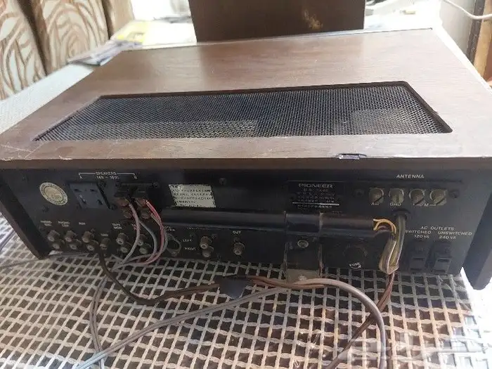 راديو وامبليفاير بايونير مع سماعات ناشيونال 4