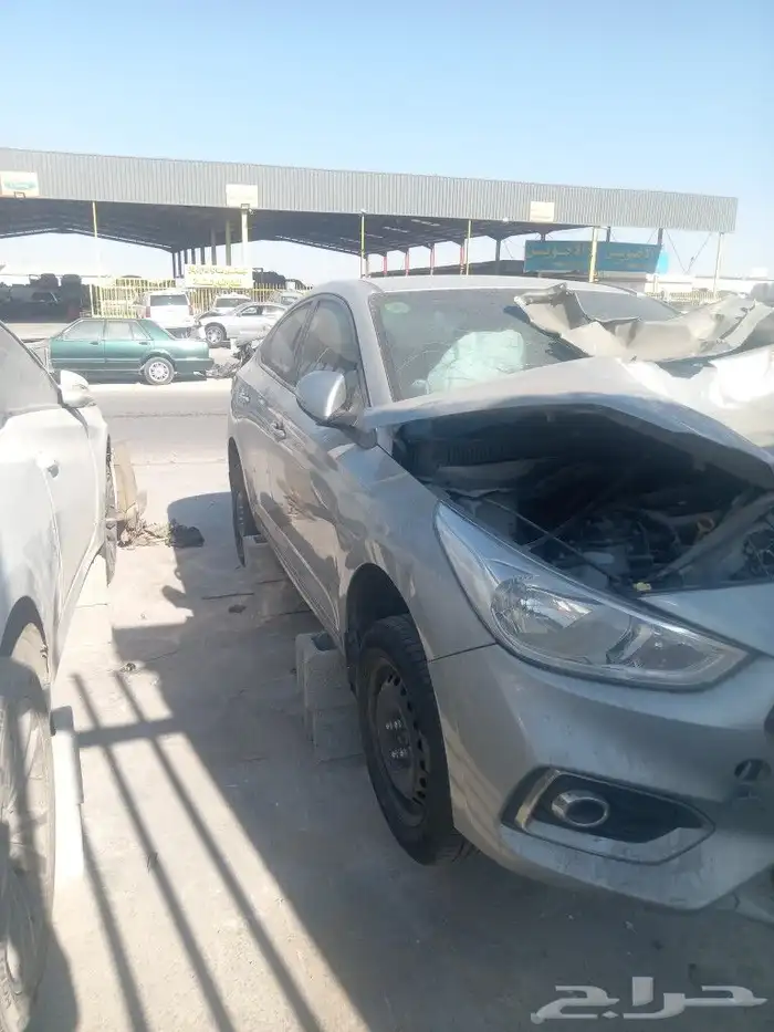 اكسنت 2020 تشليح قطع غيار فقط ستاندر 2