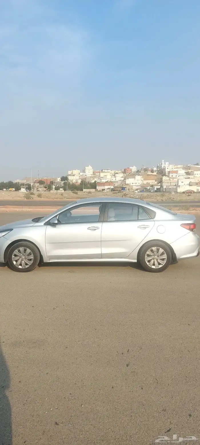 كيا ريو قير اتوماتيك مستعملة 3