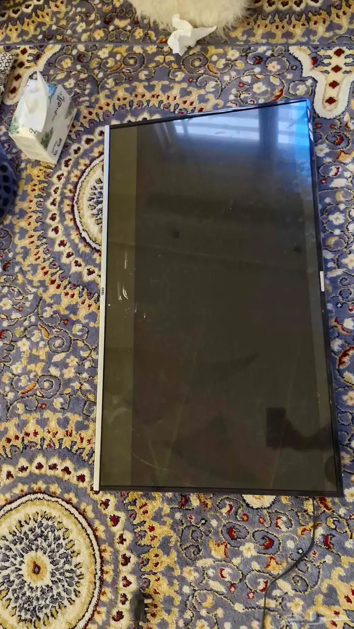 شاشة استخدام جديد بس انكسرت . سعرها 150 2