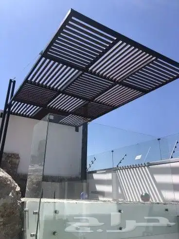 نقوم بتركيب عمل مظلات وسواتر وجلسات شتوية وجميع أنواع الحداد 0