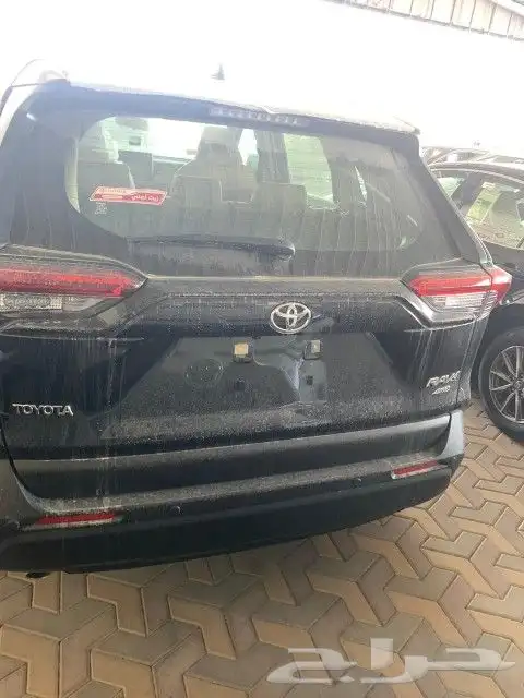 تويوتا راف فور LE بنزين 2025 6