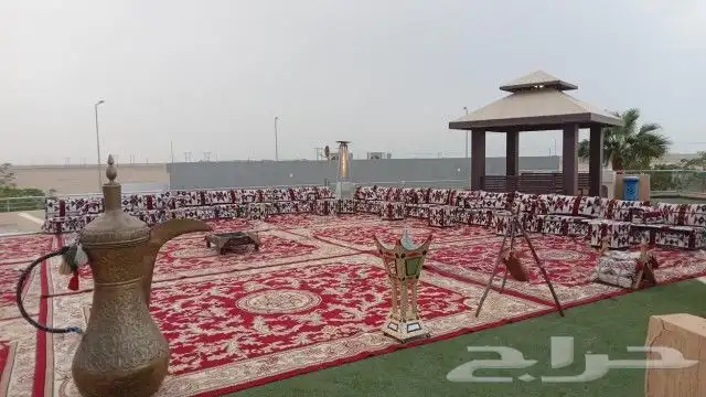 ديكورات تخرج قبعات و عقود لوحات مضيئه غبقة ركن تراثي جلسه 7
