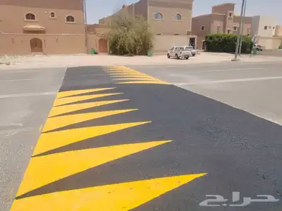 تخطيط دهانات طرق ومواقف السيارات ومحطات الوقود ورسم المعاقين 7