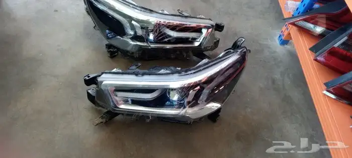 شمعات هايلوكس 2022 0