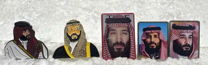 ملصقات وشعارات 6