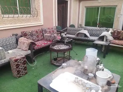 للبيع كراسي حساب وضعها الراهن البيع كامل او مفرد 4