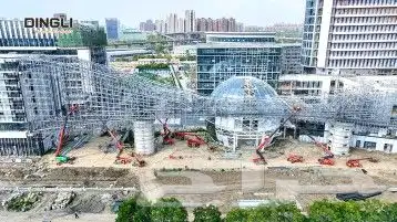 سيزلفت مانلفت للايجار Diesel electric trailer for rent 10