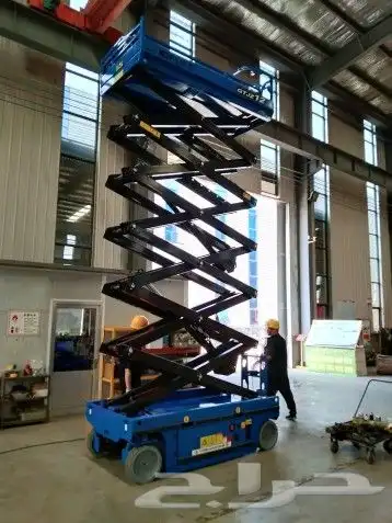 سيزلفت مانلفت للايجار Diesel electric trailer for rent 2