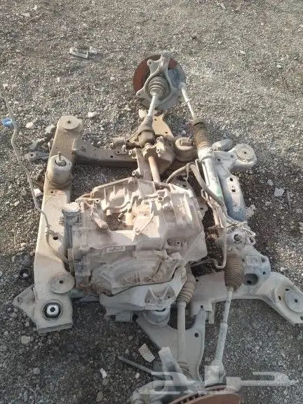 قير ترافس 2010 مع كمر امامي 0