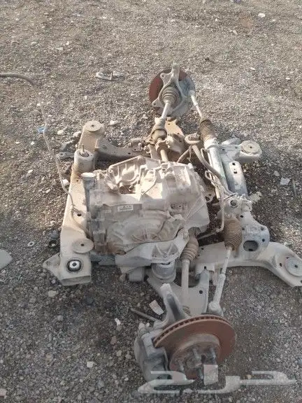 قير ترافس 2010 مع كمر امامي 1