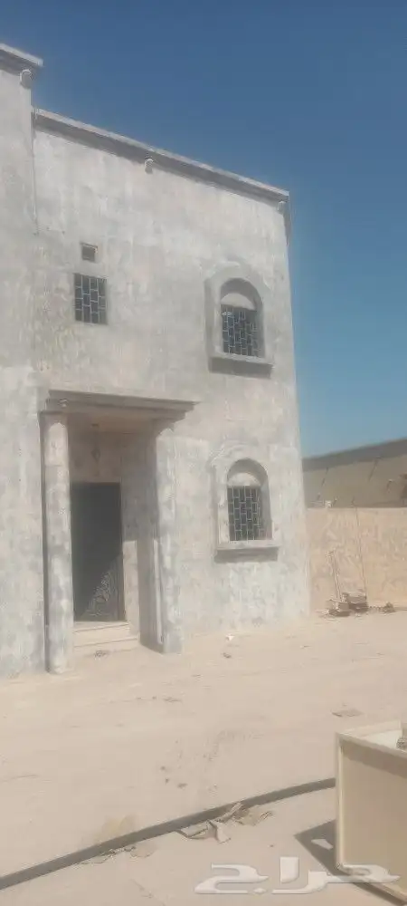 متخصصون بازاله الاصباغ القديمه بالرمل وتخشين الخرسانة وصنفره 1