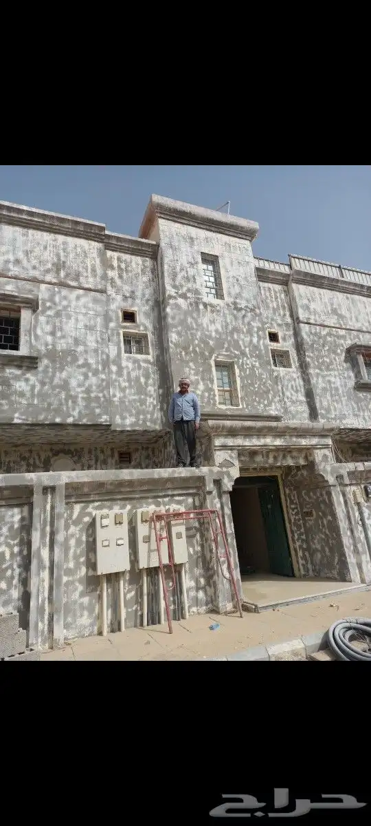 متخصصون بازاله الاصباغ القديمه بالرمل وتخشين الخرسانة وصنفره 3