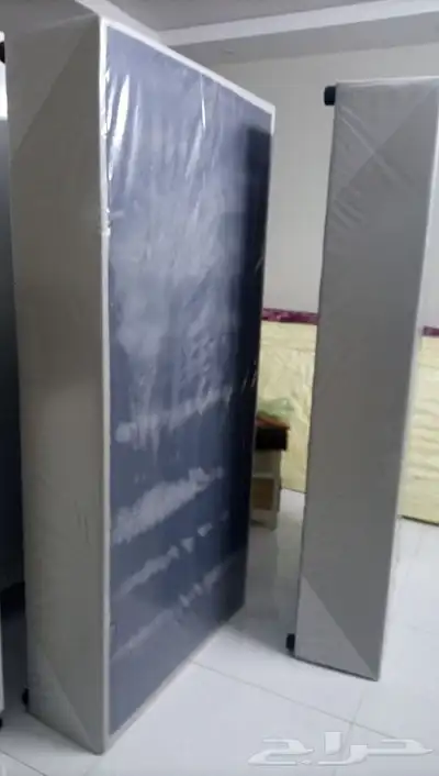 ثلاثه سرر نوم وفرش 3