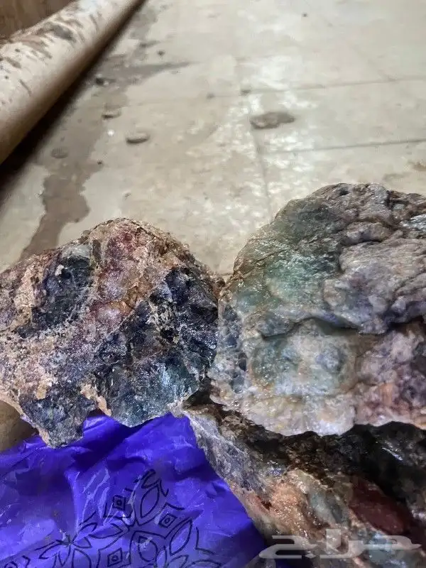 حيود احجار كريمة وشبه كريمة ونادرة   من جبال ووديان المملكة 0