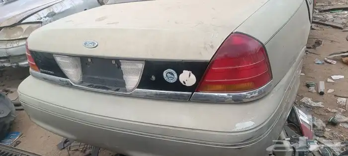 فورد فيكتوريا ماركيز من 1997الي 2012 0