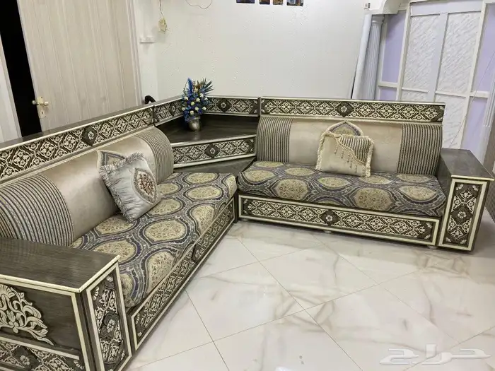 اثاث كنب مررره نظيف للصامل والحاد ماراح نختلف 5