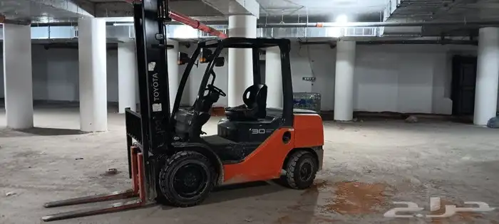 رافعات شوكيه وببكات وكرينات للايجار مديل حديث 1