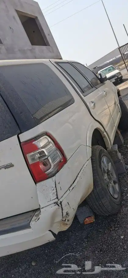اكسبديشن للبيع قطع 2