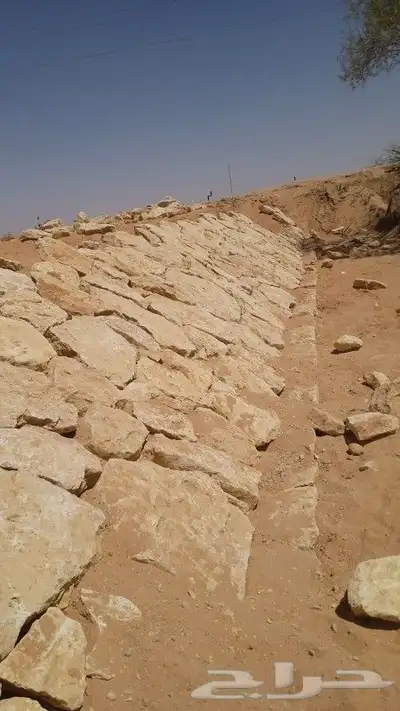 بكلينات للقص وتفتيت الصخور وبناء الحجر وابناء يد 2
