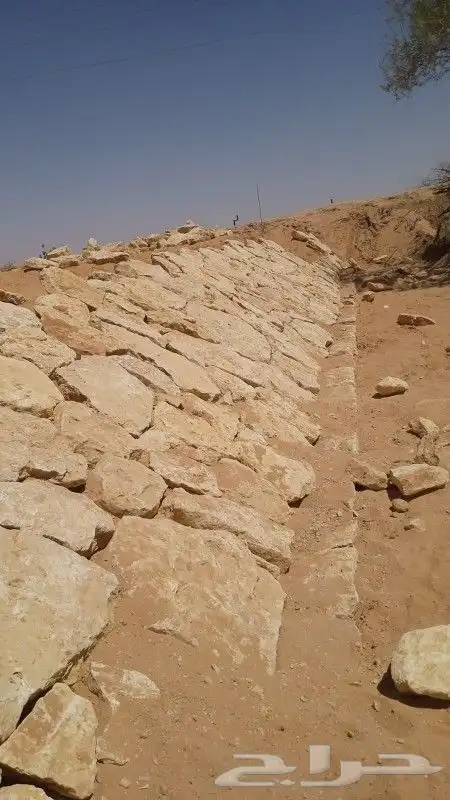 بكلينات للقص وتفتيت الصخور وبناء الحجر وابناء يد 2