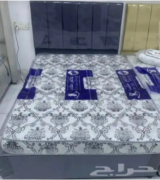 bed and mattress 6