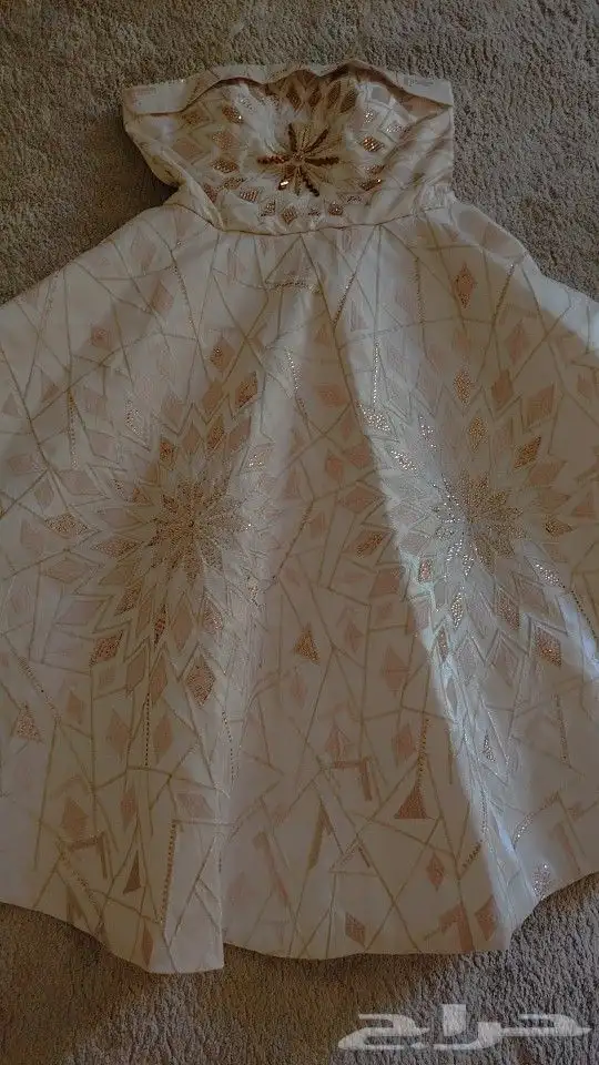 فستان للسن المحير 1