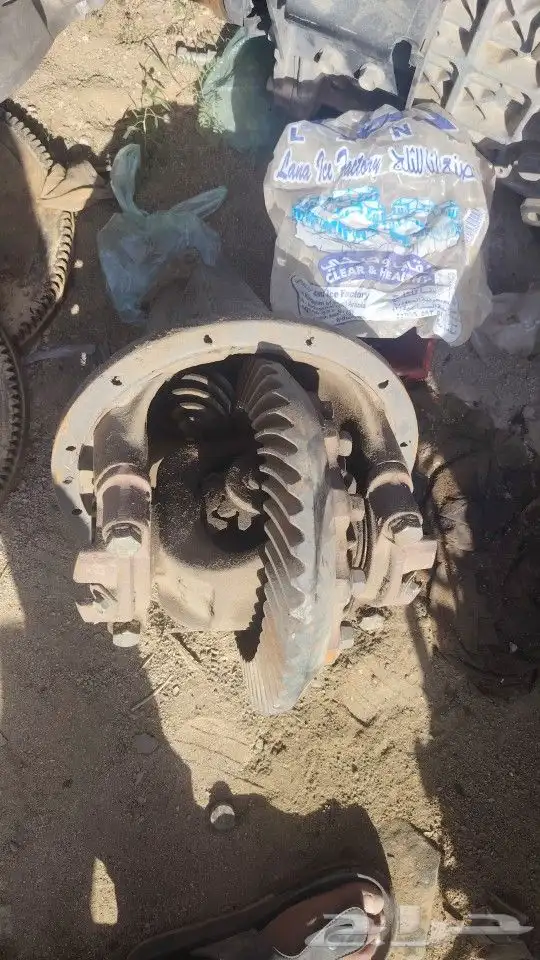 قطع غيار زينات ميتسوبيشي وايسوزو مكائن وجربوكسات 7