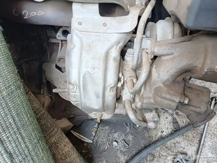 مكينة مرسيدس c200 2