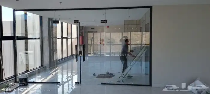 تركيب زجاج سكريت خميس مشيط 3